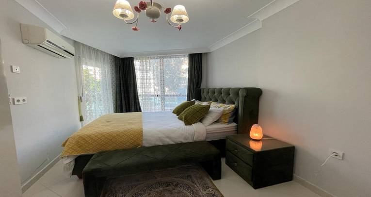 2+1 apartment in Oba with facilities